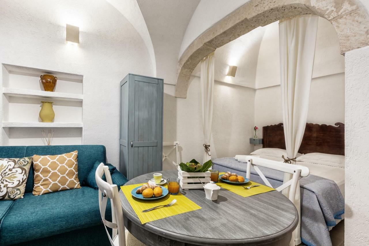 Dimora Zafferano - Guest House Ostuni Exterior foto